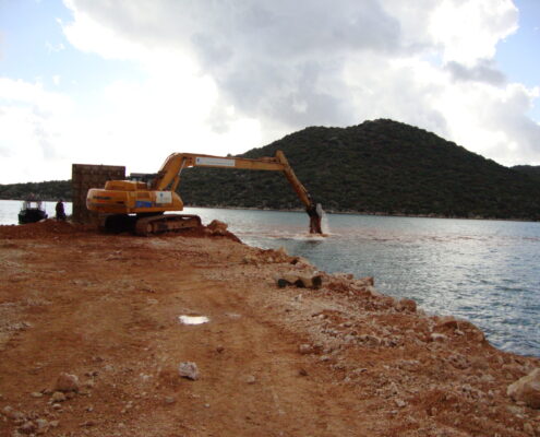 Antalya Kaş Yat Limanı 250 m. Ana Dalgakıran İnşaatı