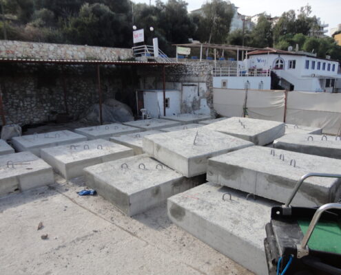 Muğla Milas Kıyıkışlacık Odek Marina İskele ve Sualtı Beton Blok Zincir Hatları Montajı
